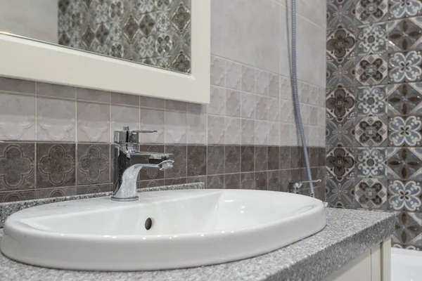 Bathrooms and washrooms