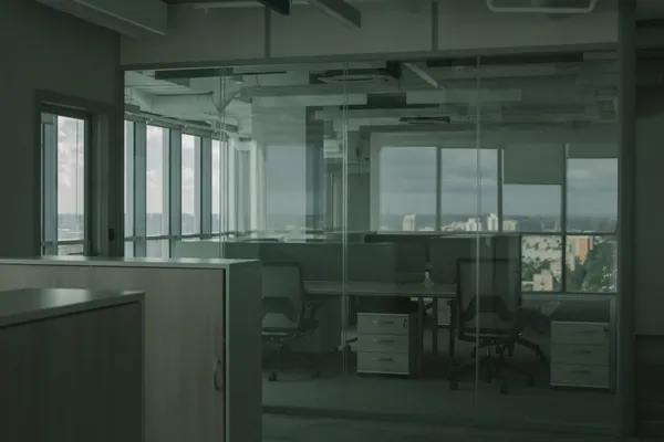 Internal glass and partitions