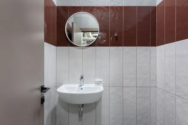 Restrooms and limescale removal