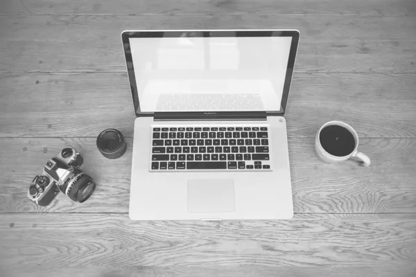 Desks and work surfaces